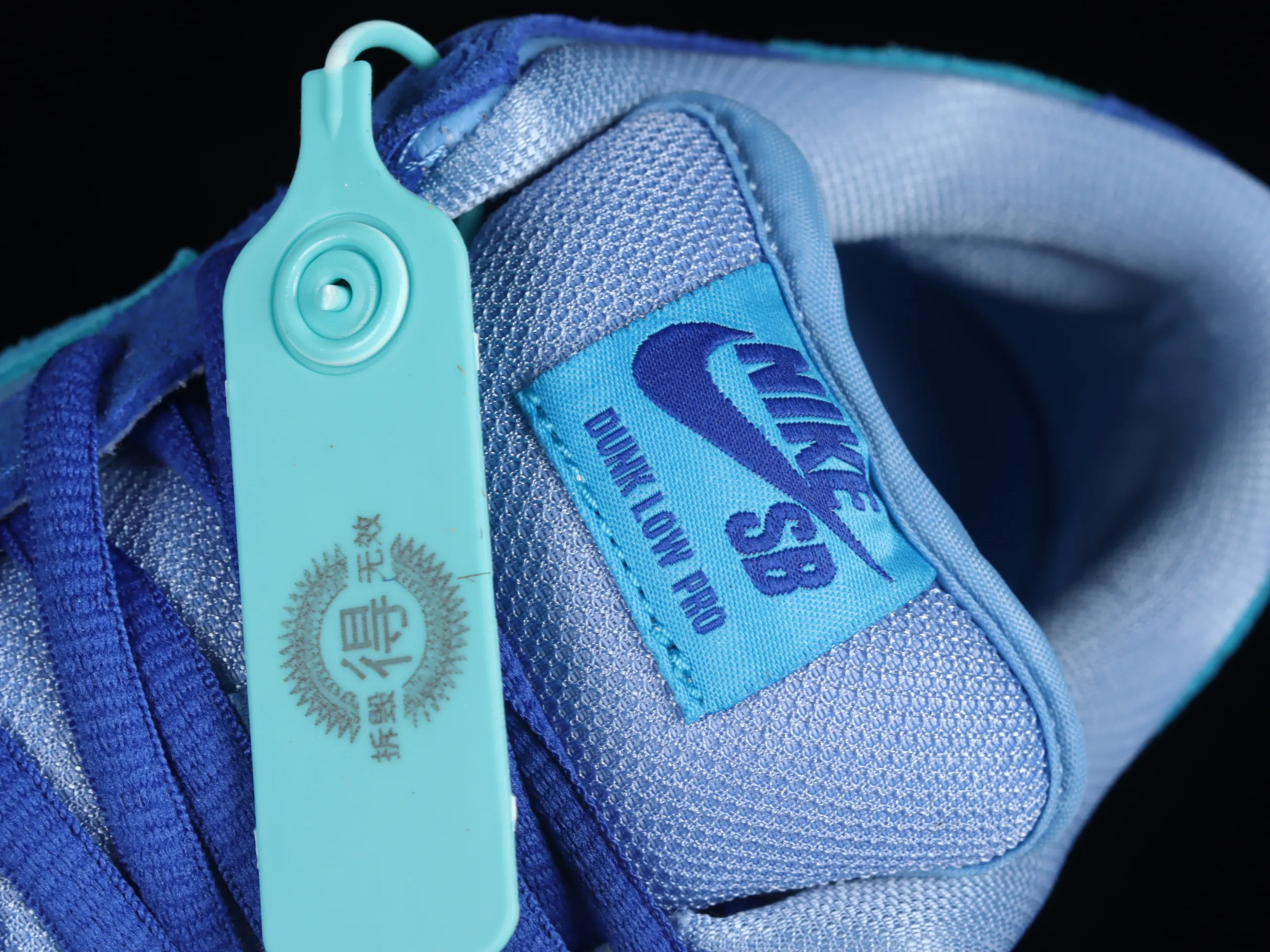 All categories Nk SB Dunk series Nk SB Dunk Low low-top sneakers F version Nk SB Dunk Low Blue Raspberry blue raspberry SB low-top sports and leisure sneakers DM0807-400